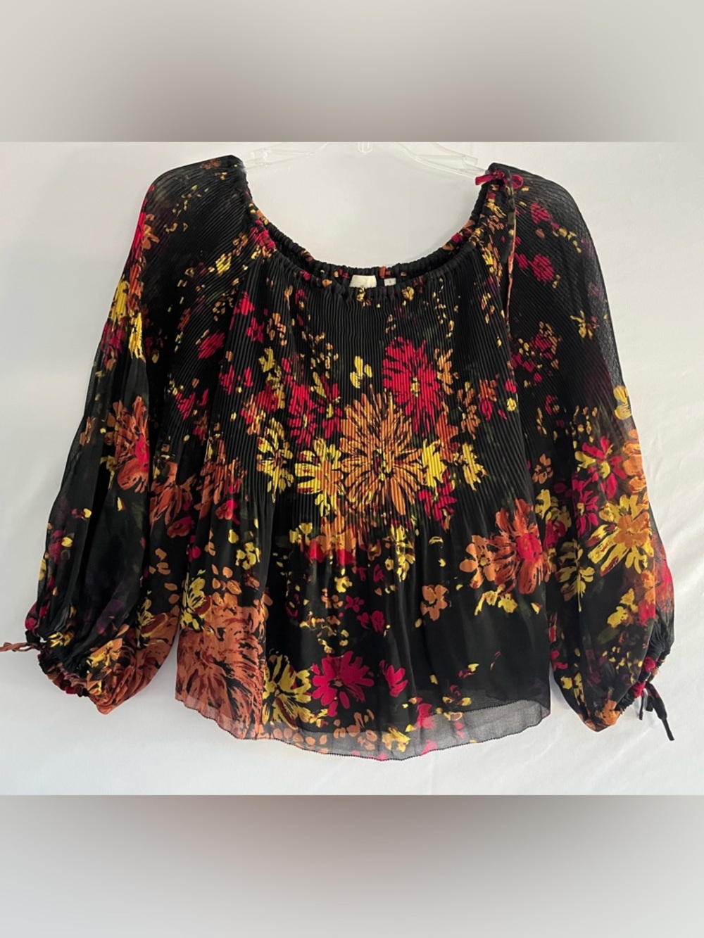 Aritzia Wilfred Pleated Off-the-Shoulder Floral Blouse
